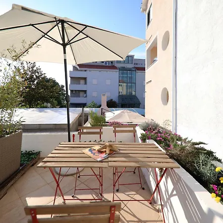 Anabella Iii Apartamento Zadar
