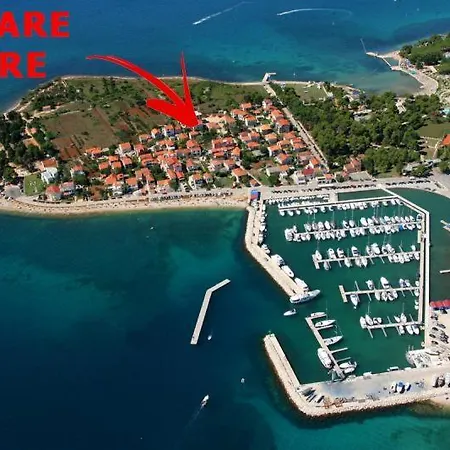 Anabella Iii Daire *